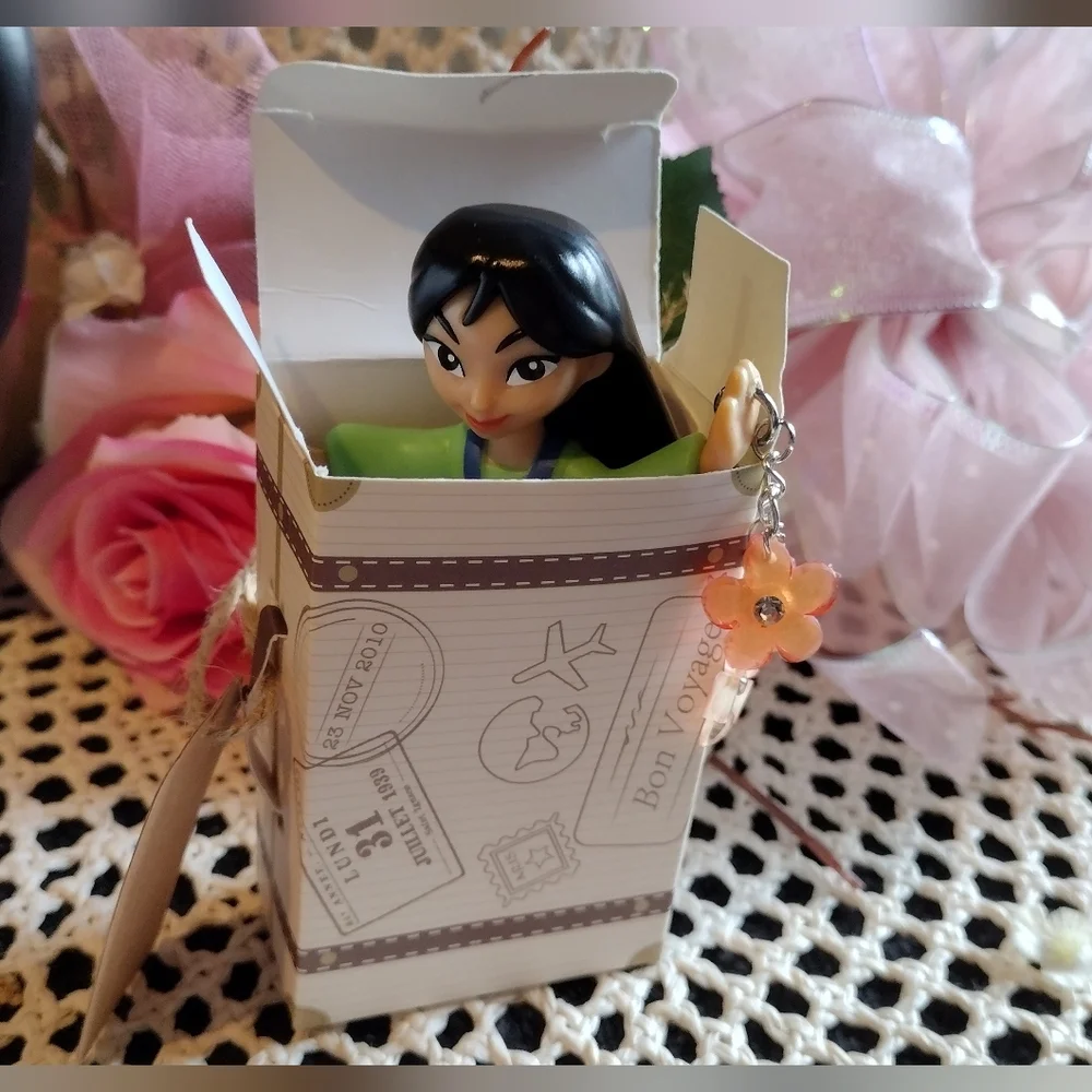 ⭐Custom made Disney's Mulan Keychain 